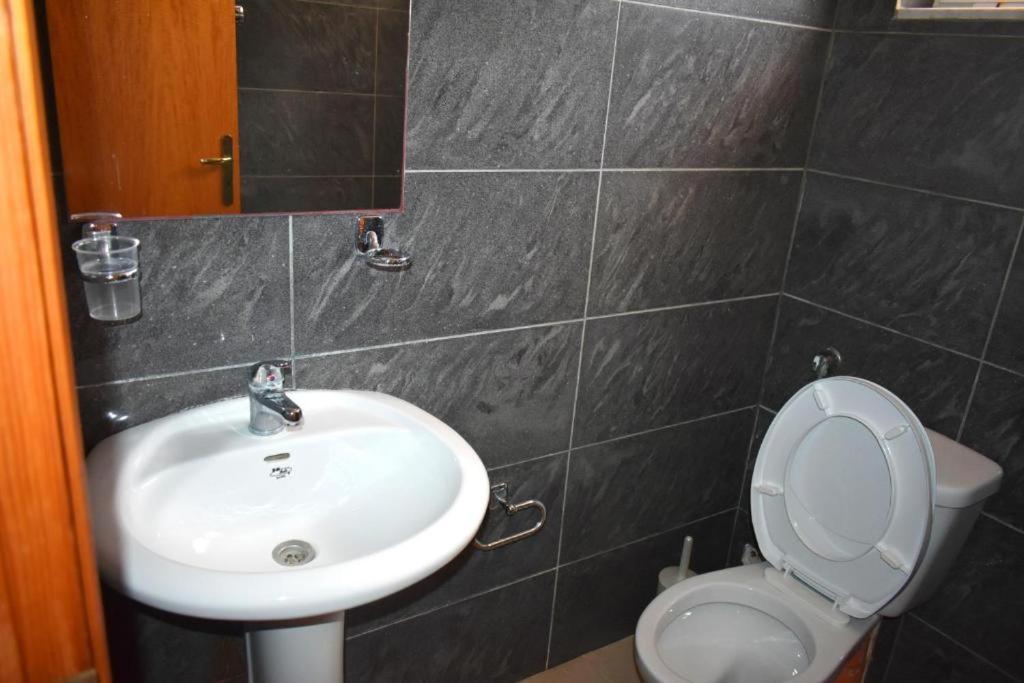 Ionio Rooms II Himare Eksteriør bilde