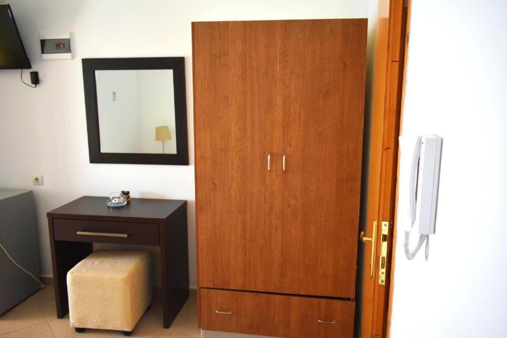 Ionio Rooms II Himare Eksteriør bilde