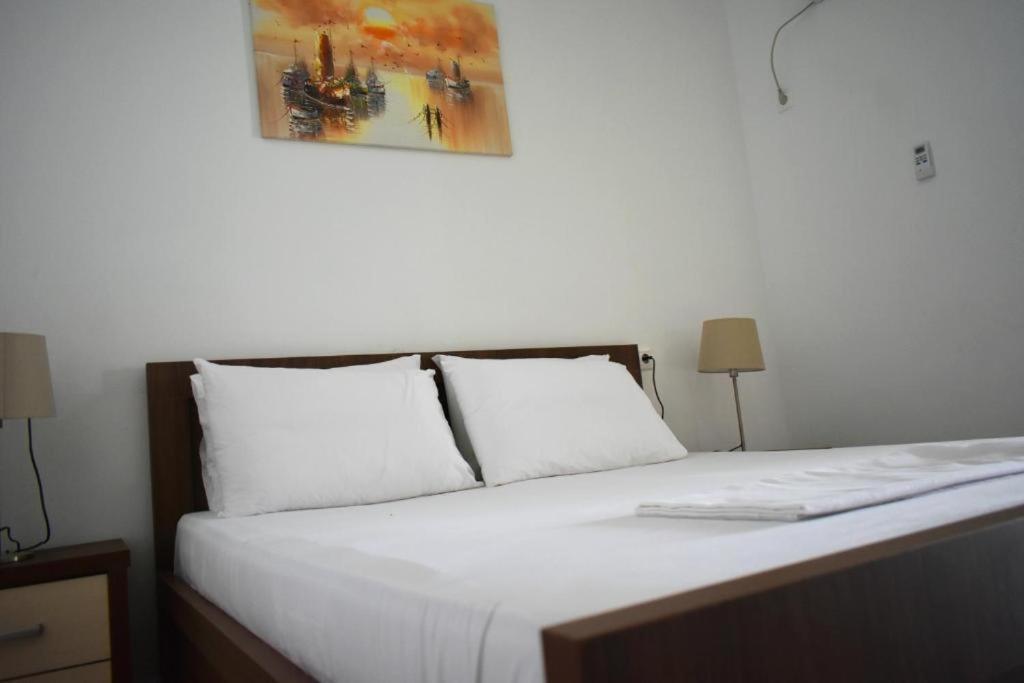 Ionio Rooms II Himare Eksteriør bilde